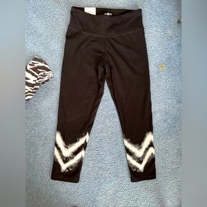 Women’s (Or Juniors) SO Crop Leggings- size XS- **NEVER WORN**